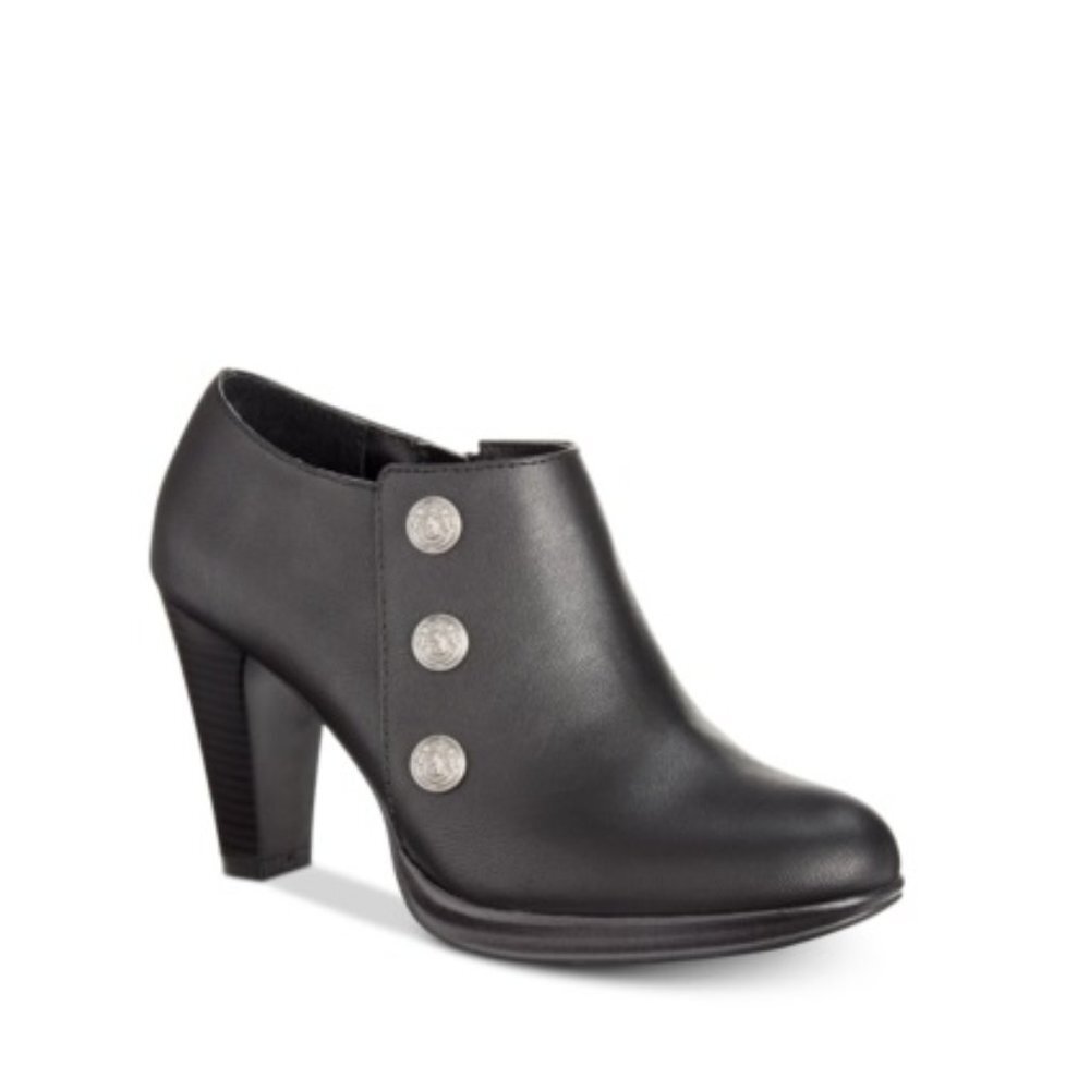 Rialto Penston Ankle Booties